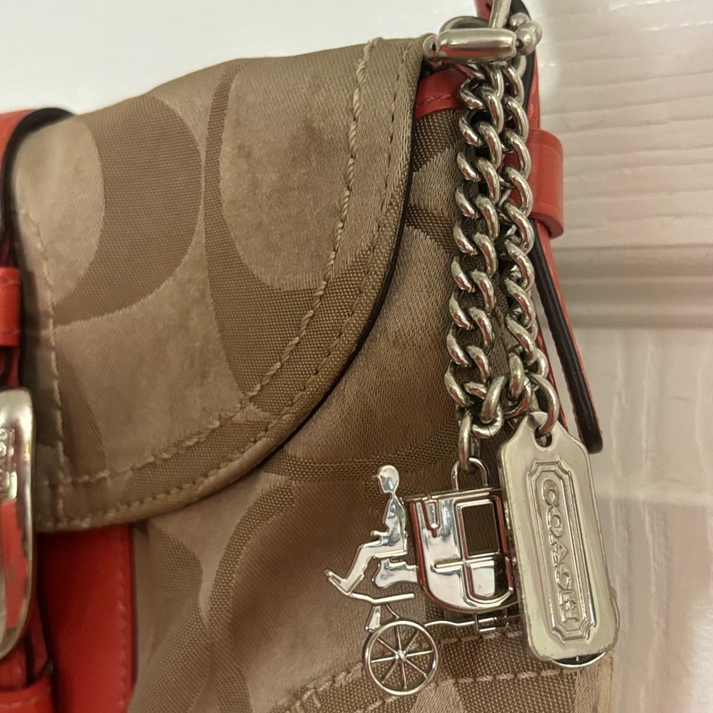 Small shoulder purse
